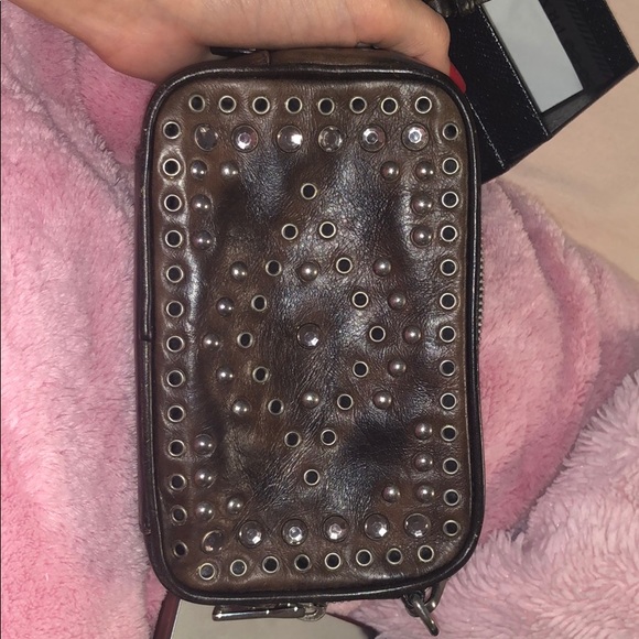 Small Prada Crossover - Picture 3 of 5